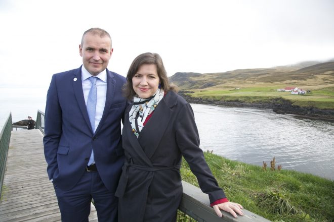 El presidente de Islandia y la primera dama.