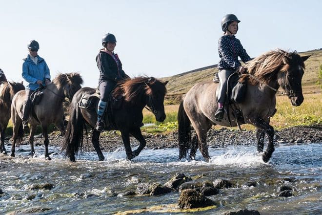 Montar a caballo en Islandia