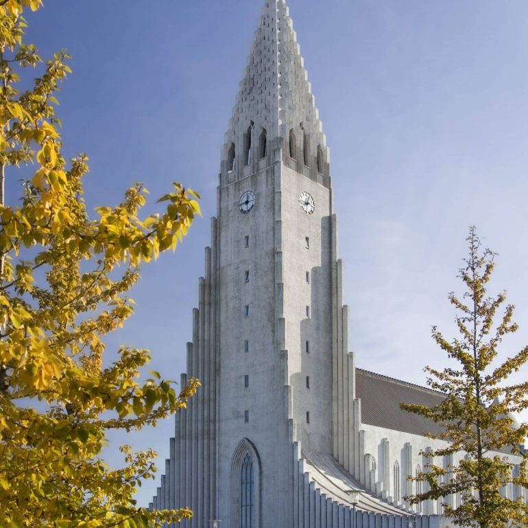 Iglesia Hallgrimskirkja en Reykjavik, Islandia